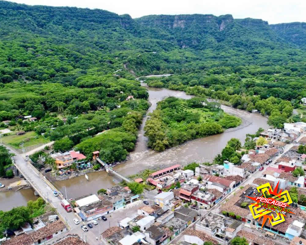 Aventura en el río Pescados ubicado en Jalcomulco, Veracruz